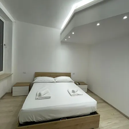 Villa Milano Apt n.4-2